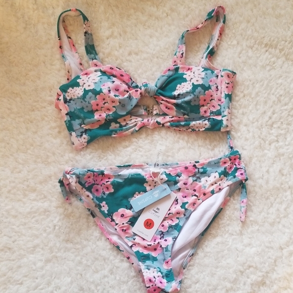 Cherry Blosson Cupshe Bikini - Picture 3 of 5